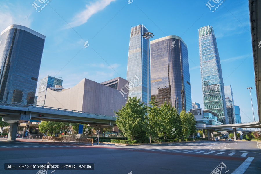 北京建国门大街的建筑和立交桥