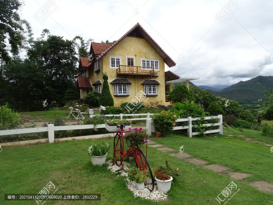 拜县黄色小屋