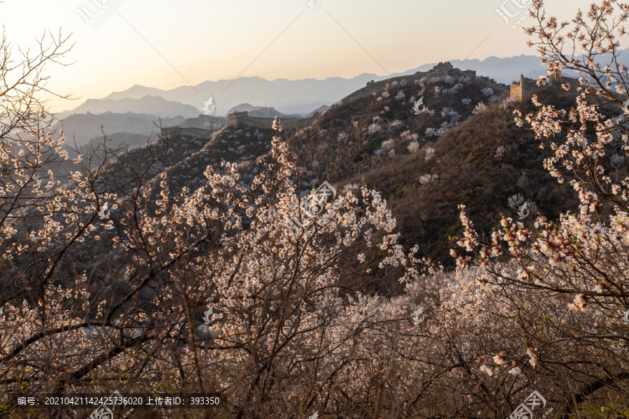 长城日出