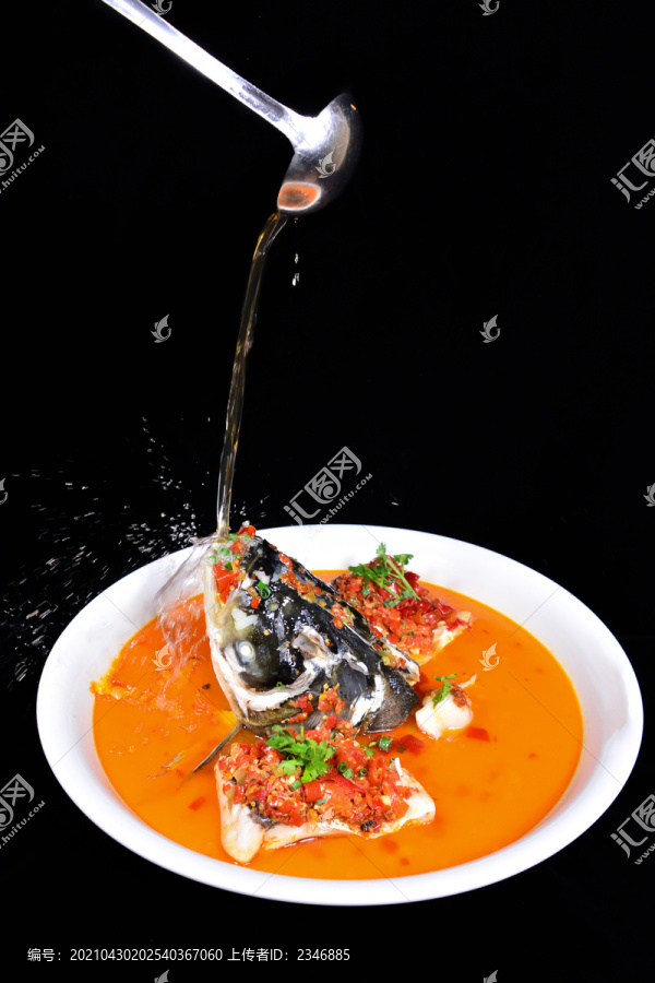剁椒魚頭王濺油