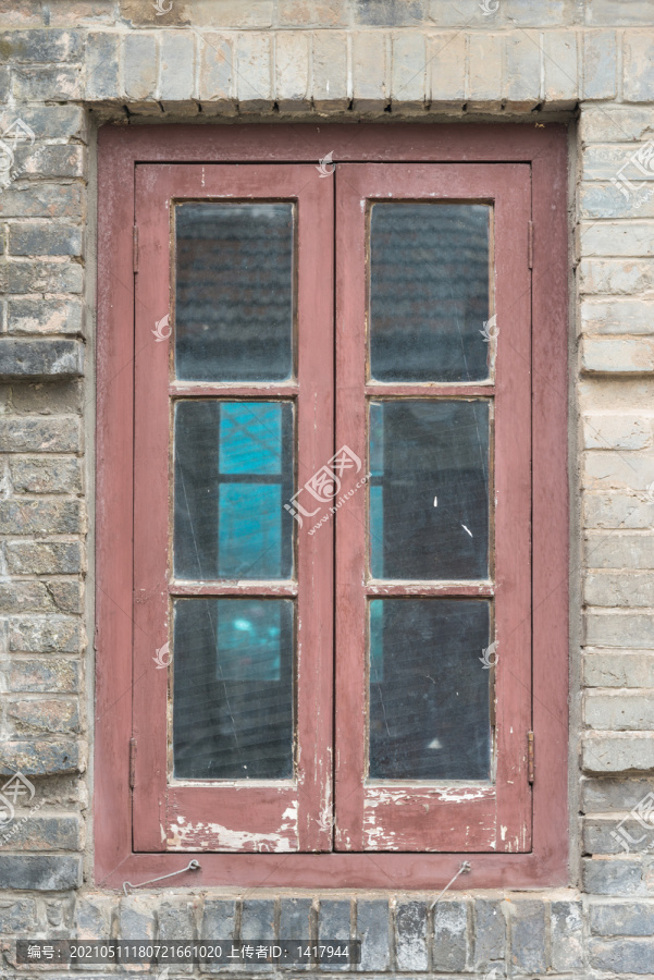 老式玻璃木窗