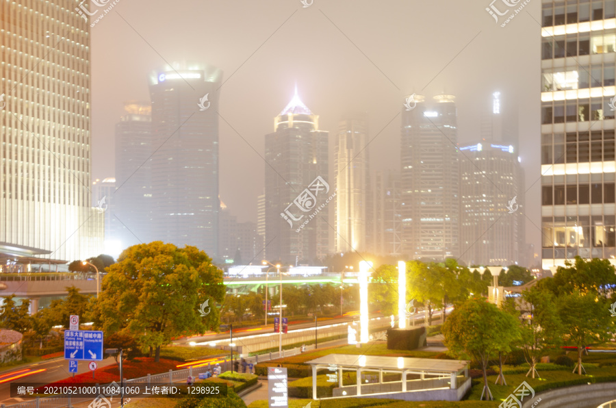 上海陆家嘴建筑夜景