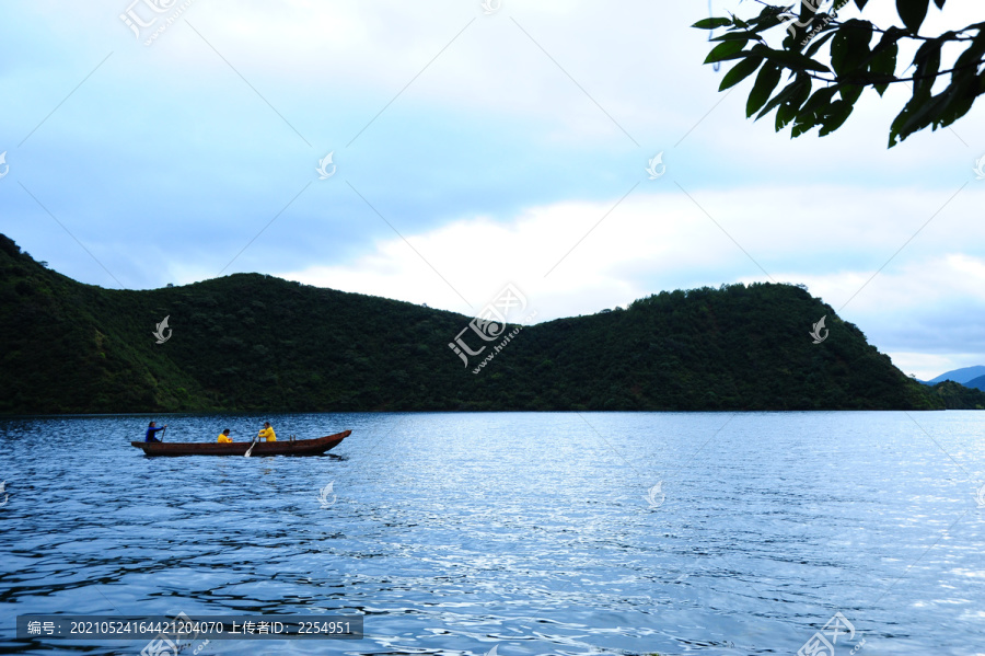 泸沽湖