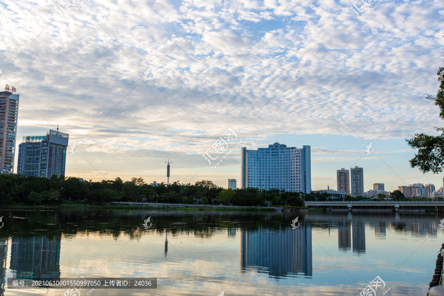 广西南宁市南湖公园湖泊风光