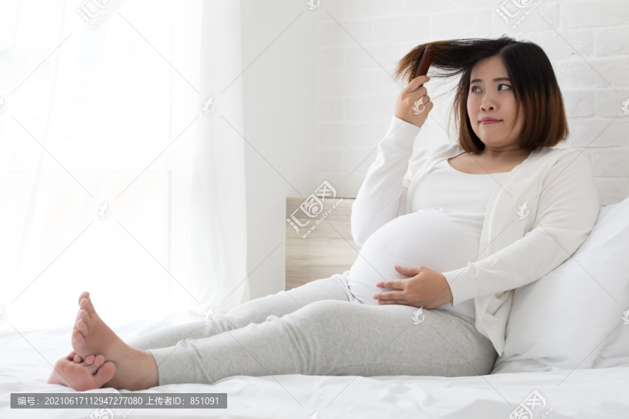 亚洲孕妇不能染发，因为这会影响胎儿