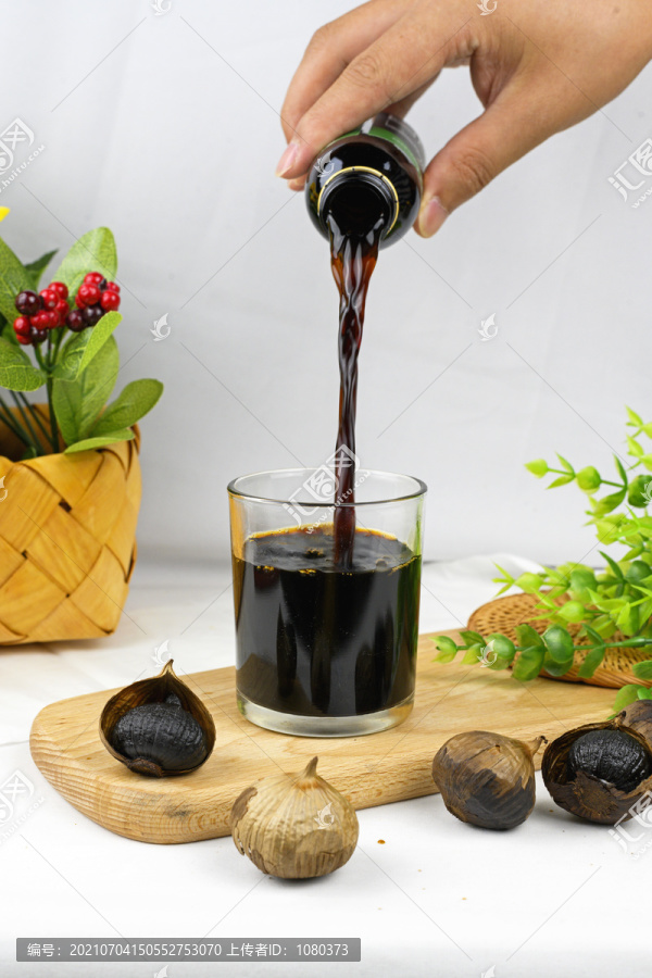 黑蒜汁