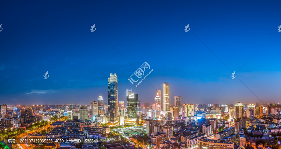 航拍江苏无锡城市风貌夜景大画幅