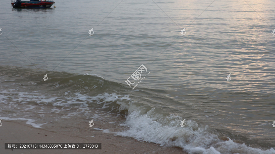 深圳大鹏湾海边沙滩