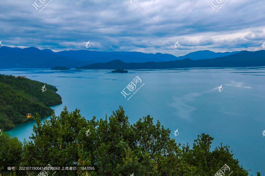 泸沽湖风光壁纸