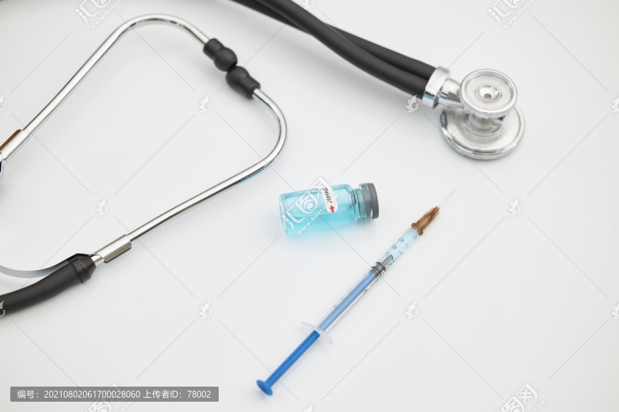 听诊器和疫苗