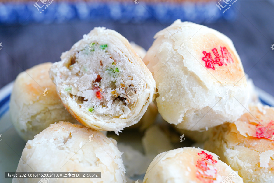 青红丝月饼特写