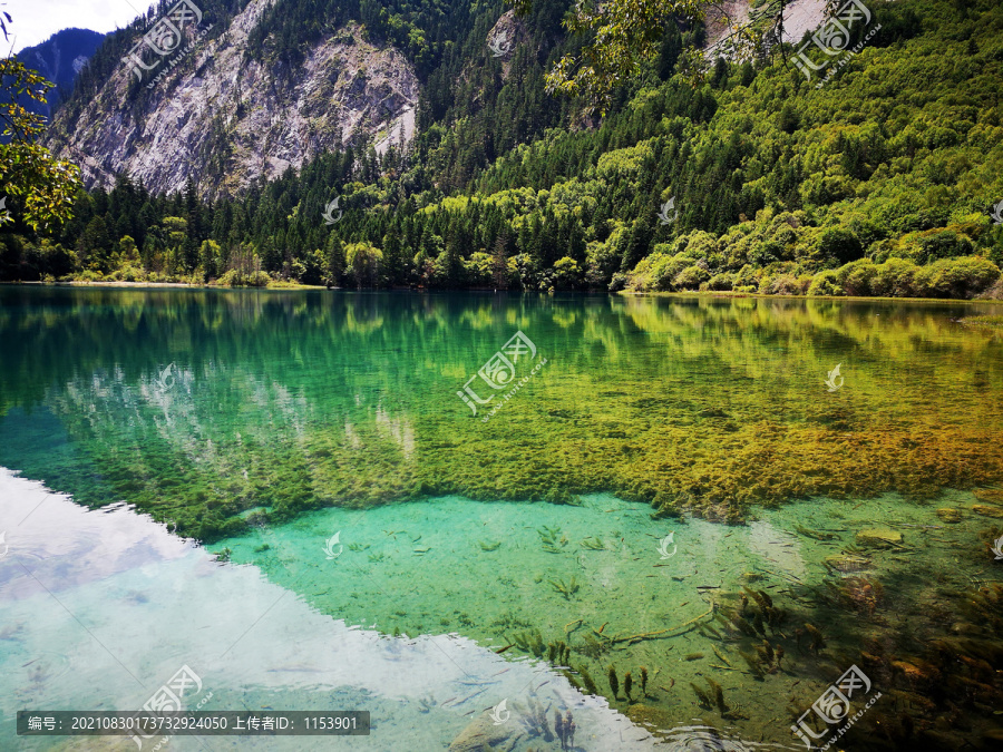 高山湖泊