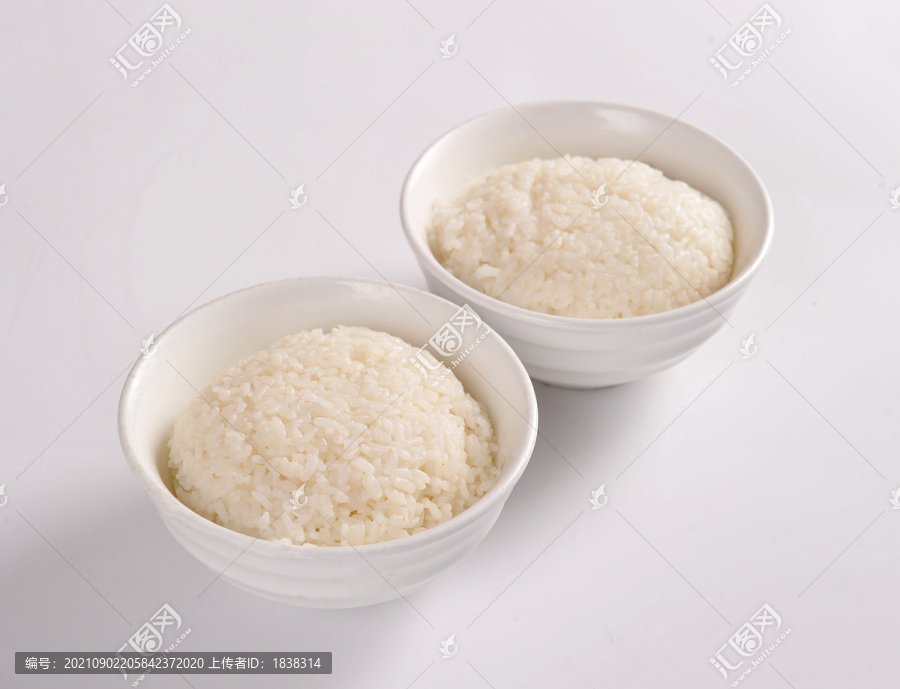 两碗米饭