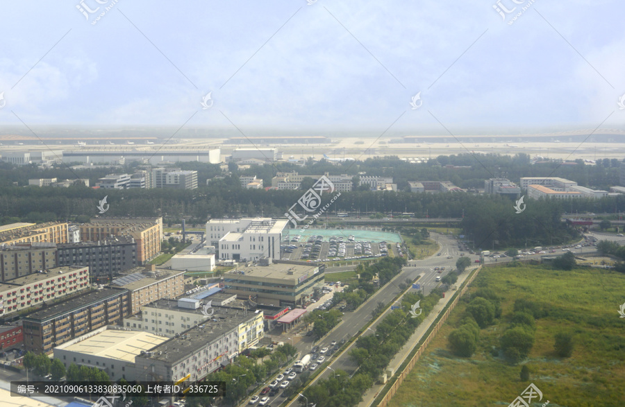 飞临北京首都国际机场空港