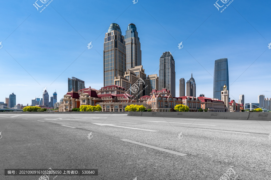 道路交通和建筑群背景