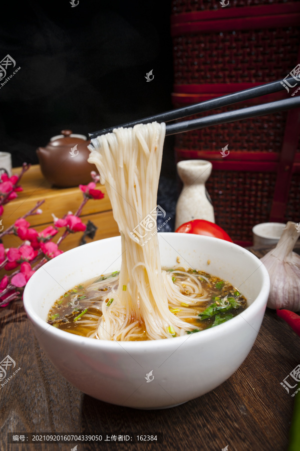 陽(yáng)春面