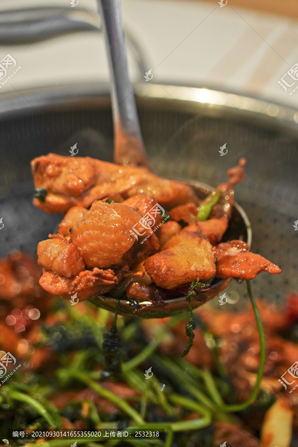 炒鸡干锅鸡肉黄焖鸡