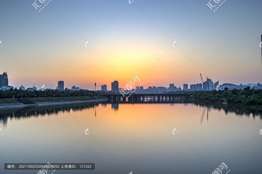 金华金婺大桥夕阳晚霞