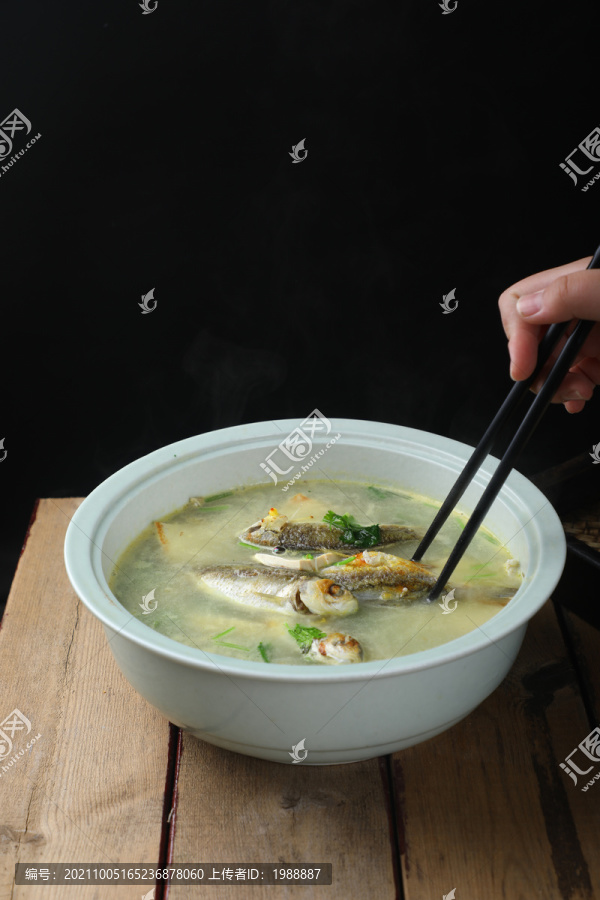 小鱼炖豆腐