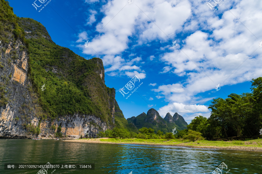 广西桂林山水漓江风光