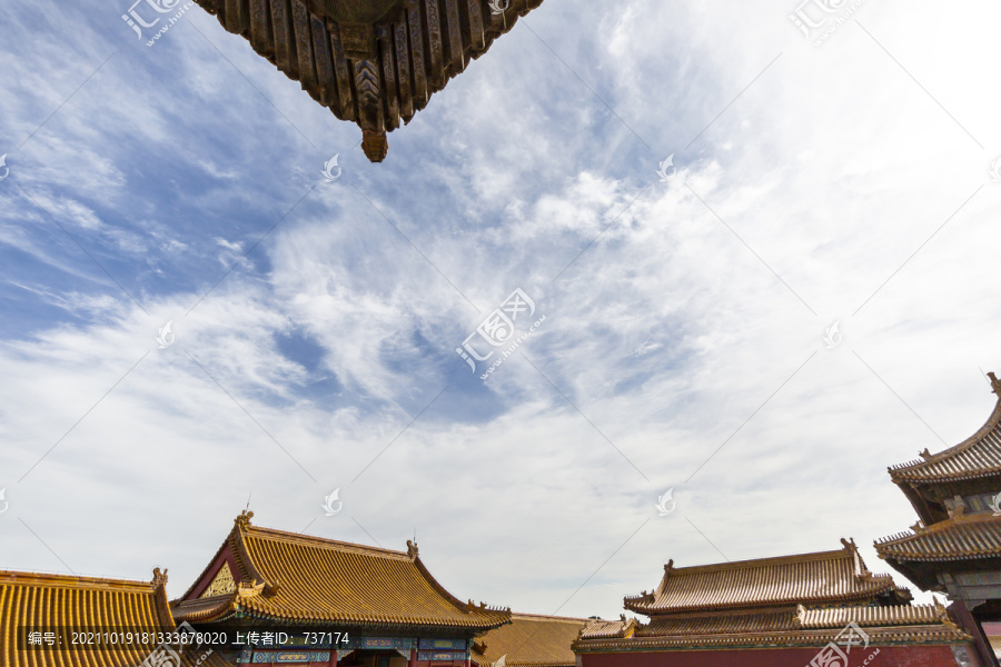 北京故宫的飞檐走兽及红墙黄瓦