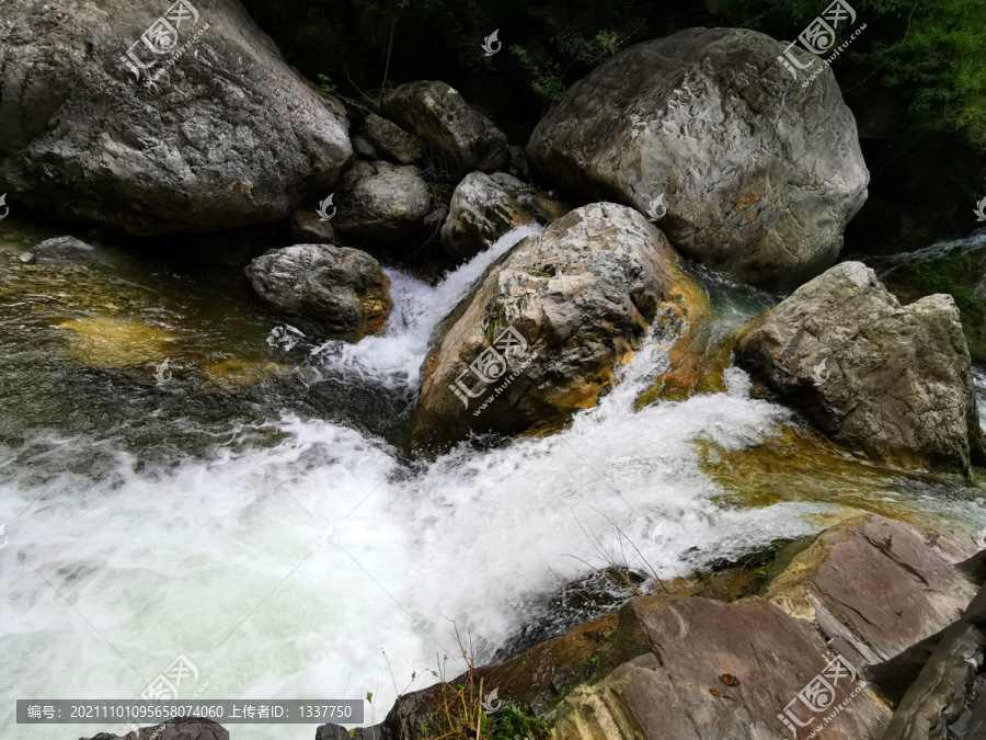 山泉水