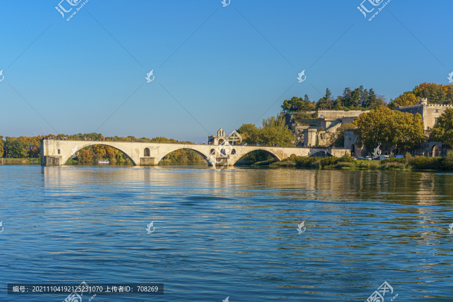 法国阿维尼翁老城天际线风景