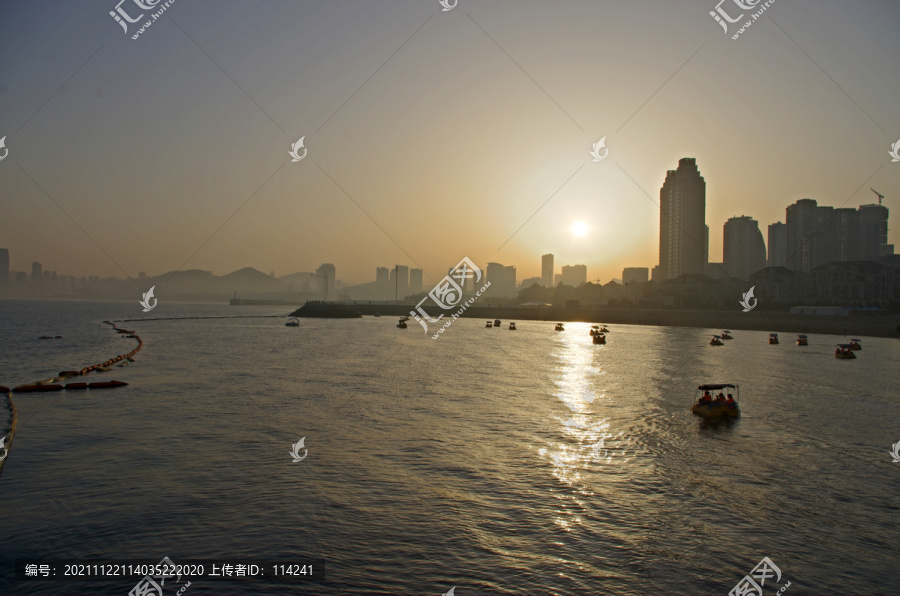 大连星海湾广场建筑风光