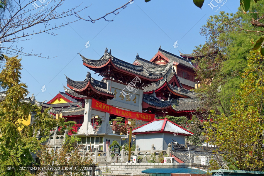 古鸡鸣寺