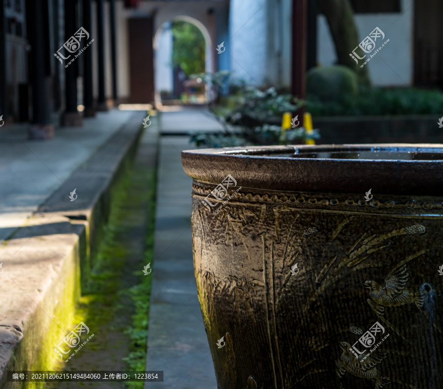 古建筑古代水缸