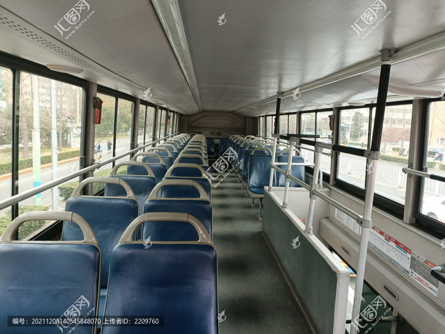 双层公交车座位