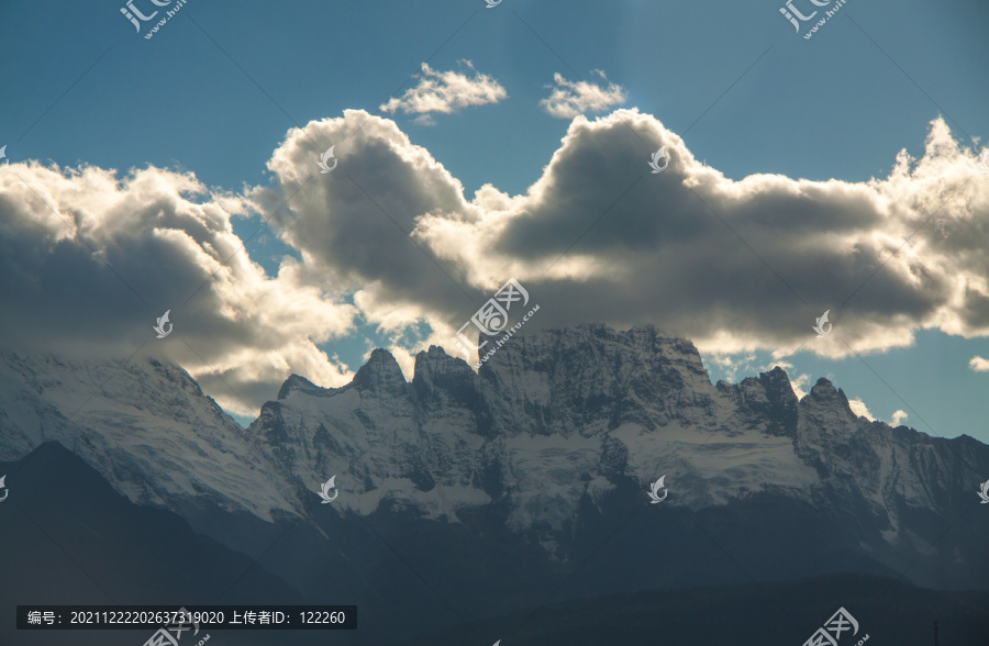 梅里雪山