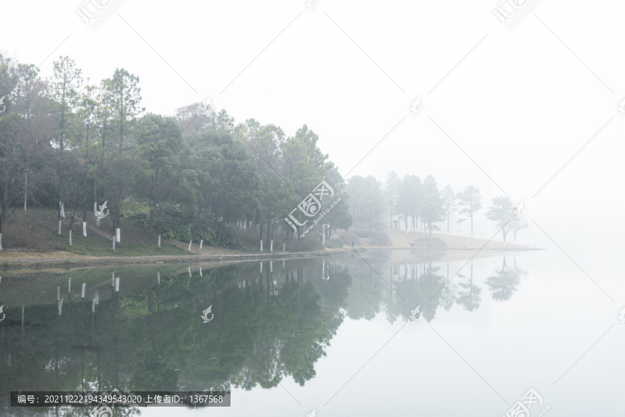 唯美朦胧湖景