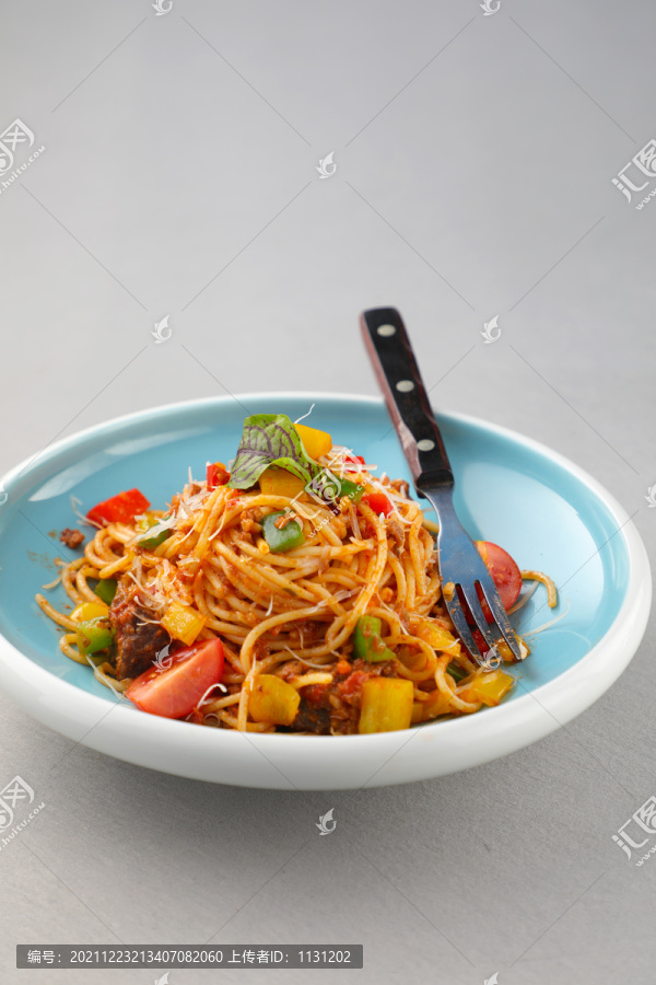 牛肉拌面