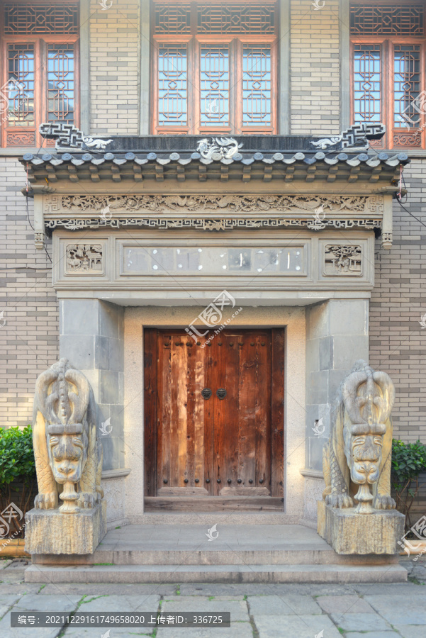 江南水乡风格中式庭院门楼