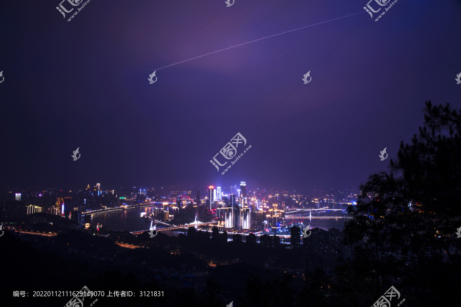 南山一棵树夜景