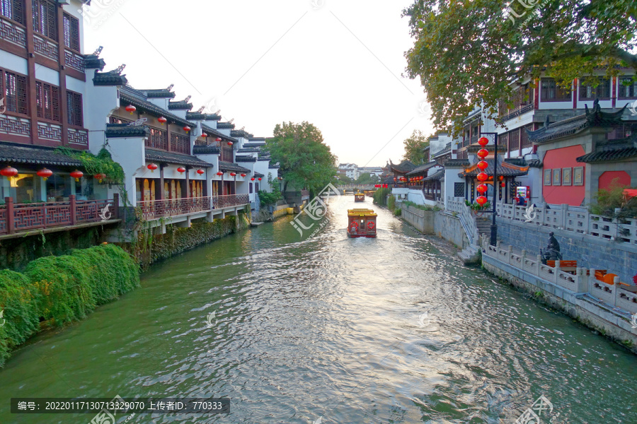 秦淮河街景