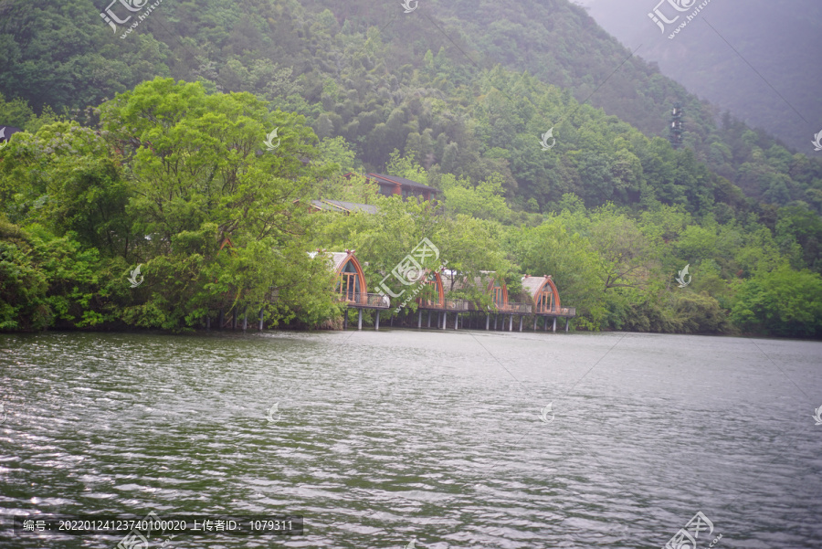 富春江开元湖景房