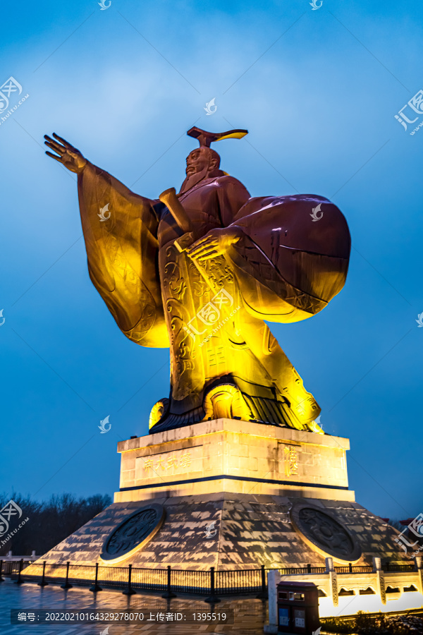 汉城湖公园汉武大帝雕塑