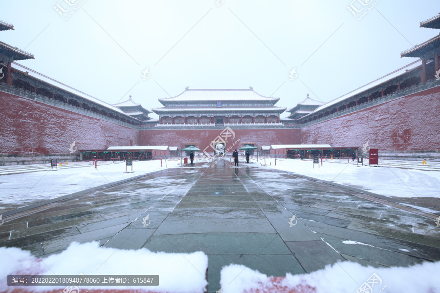 北京故宫午门雪景