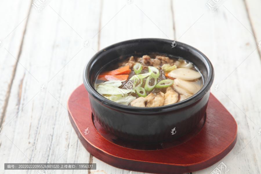 韩式肥牛汤