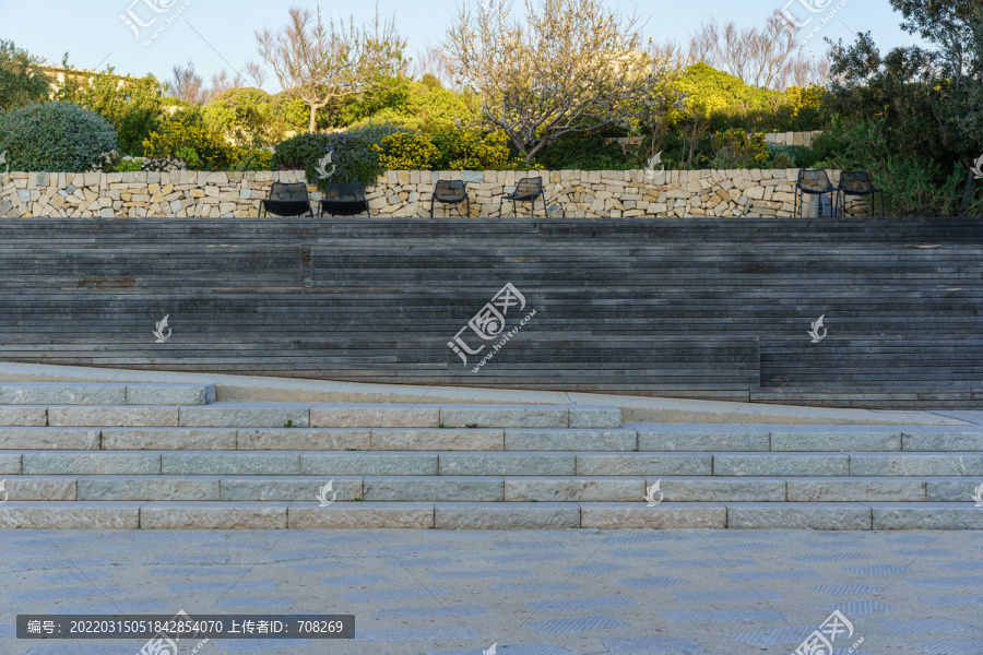 公园广场和石头台阶