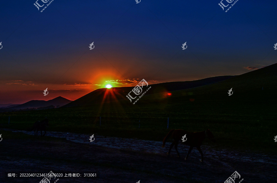 高山夕阳