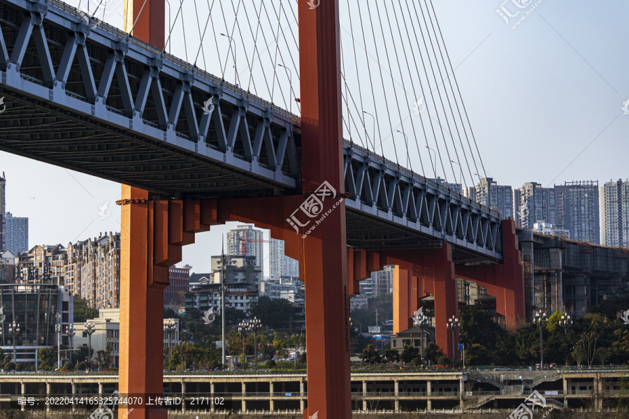 重庆滨江路立体交通红岩村大桥