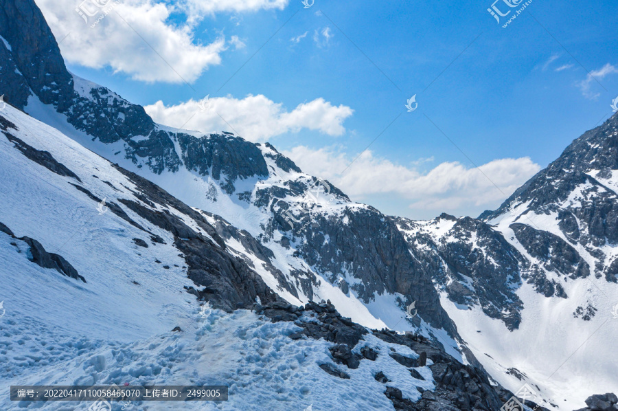 玉龙雪山