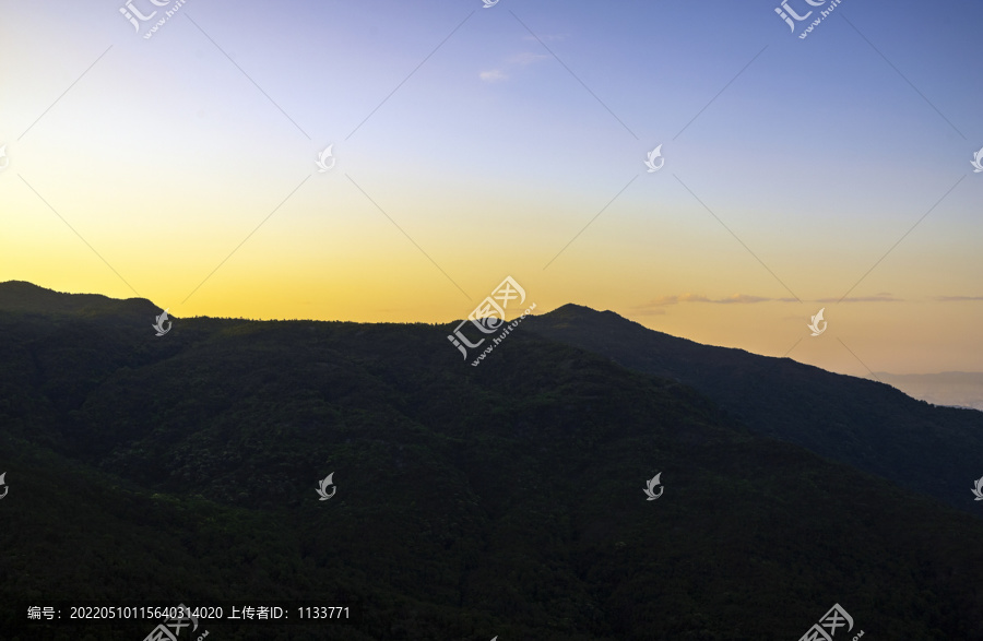 朝霞剪影风景