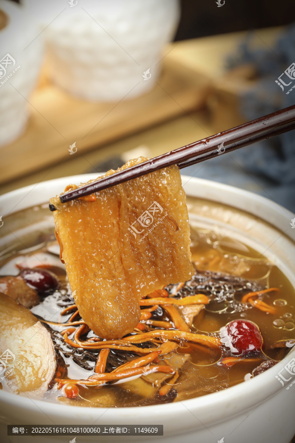 七彩菌菇汤