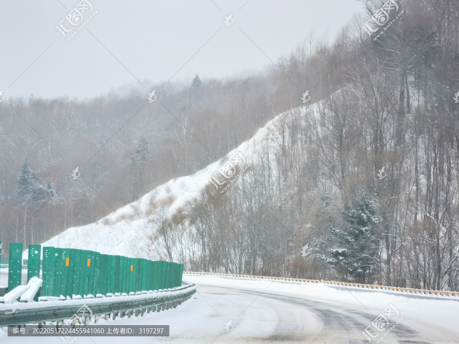 冰雪路面