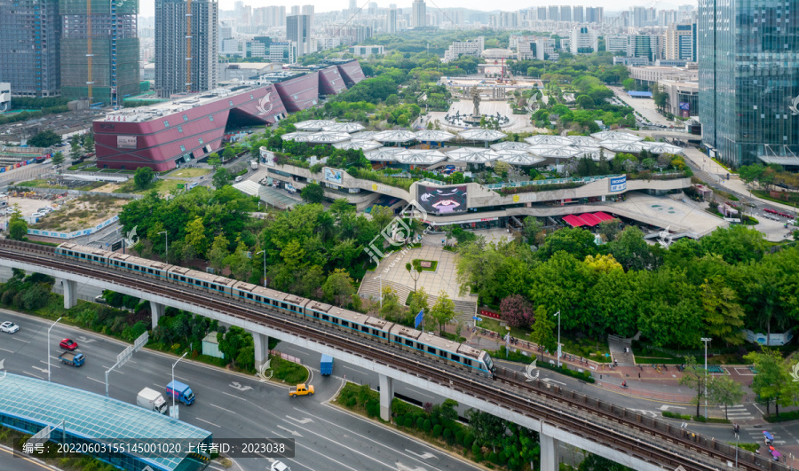 深圳龙岗区龙城广场