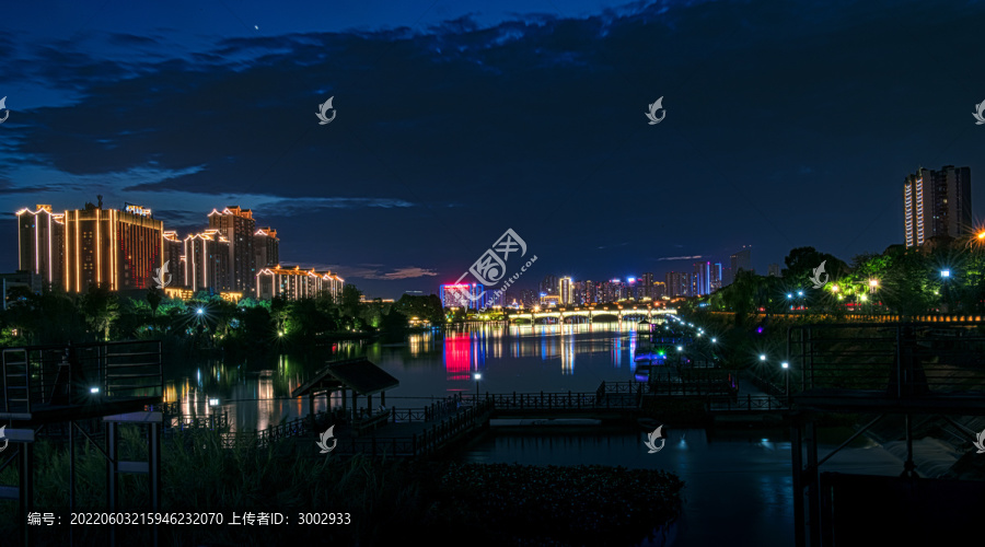 东坡湖夜景